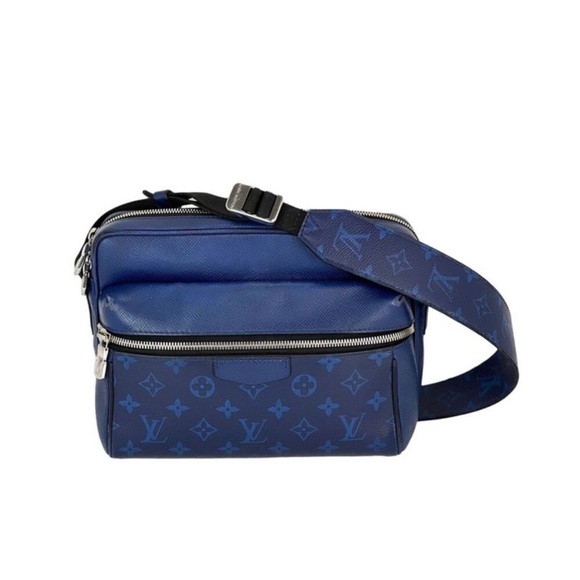 Louis Vuitton Taigarama Outdoor PM Cobalt Blue - Picture 3 of 9